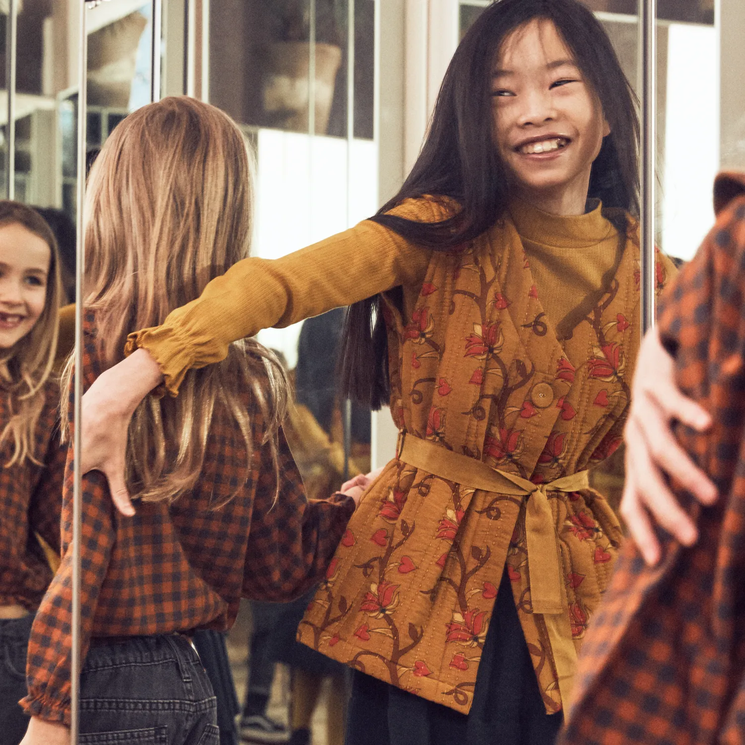 A Monday In Copenhagen Blouses> Amelia T Shirt Chai Tea