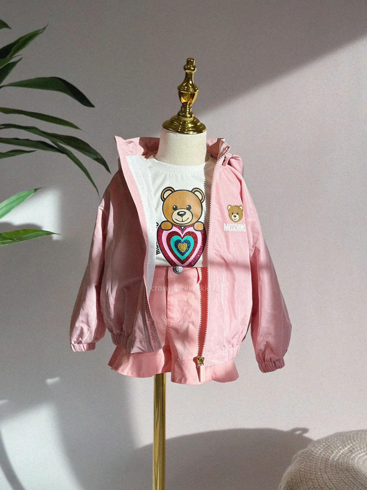 Moschino Jackets> Baby Bear Toy Rattle Hooded Jacket Pink