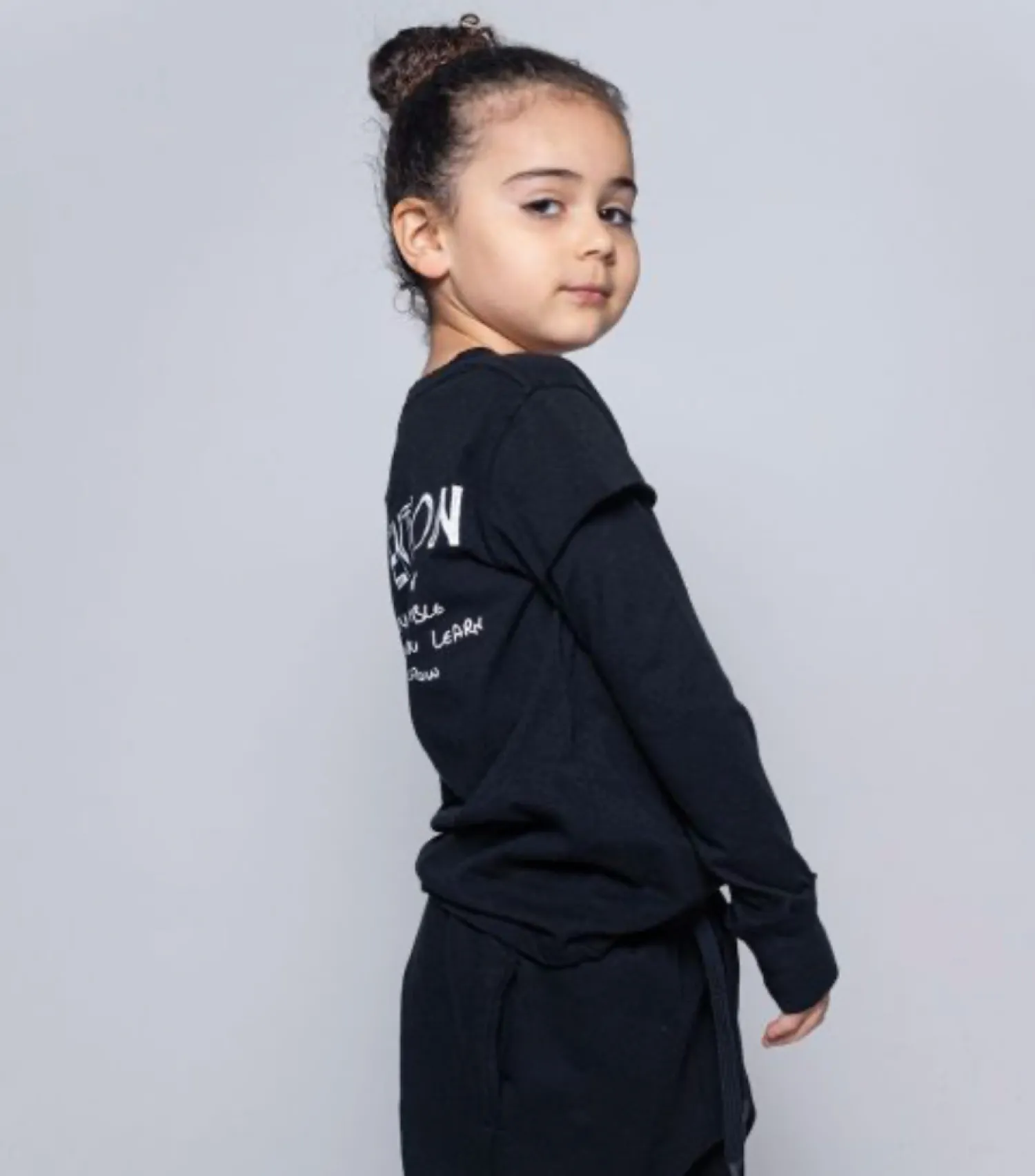 Nununu World Blouses> Attention T-Shirt Black