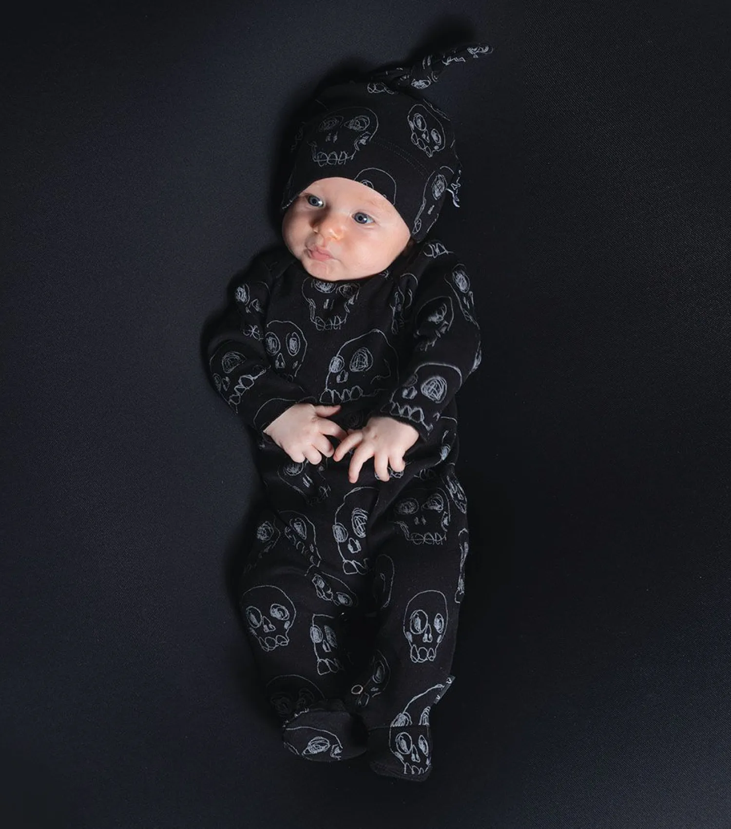 Nununu World Onesies> Baby Scribbled Skulls Footed Overall
