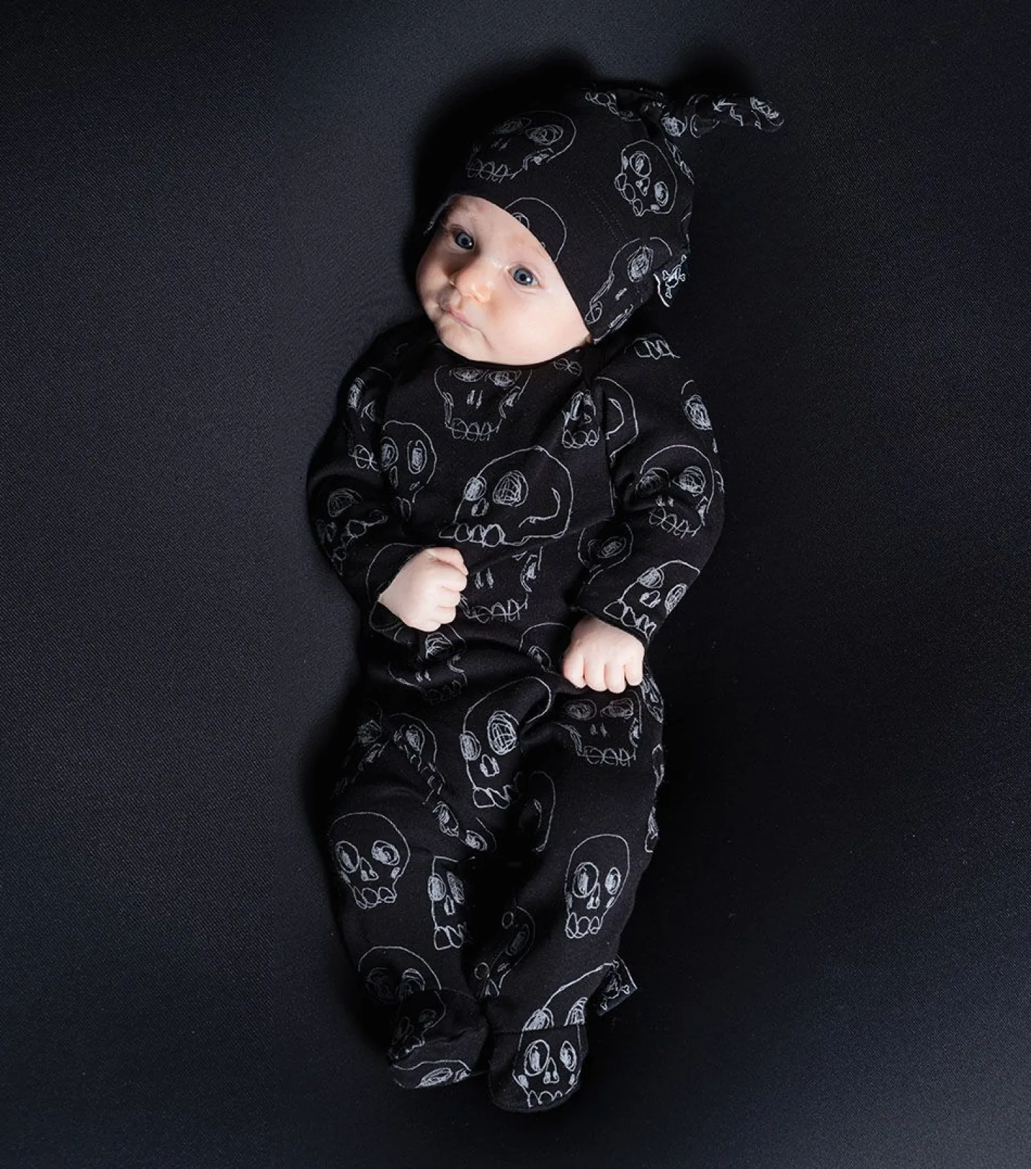 Nununu World Onesies> Baby Scribbled Skulls Footed Overall