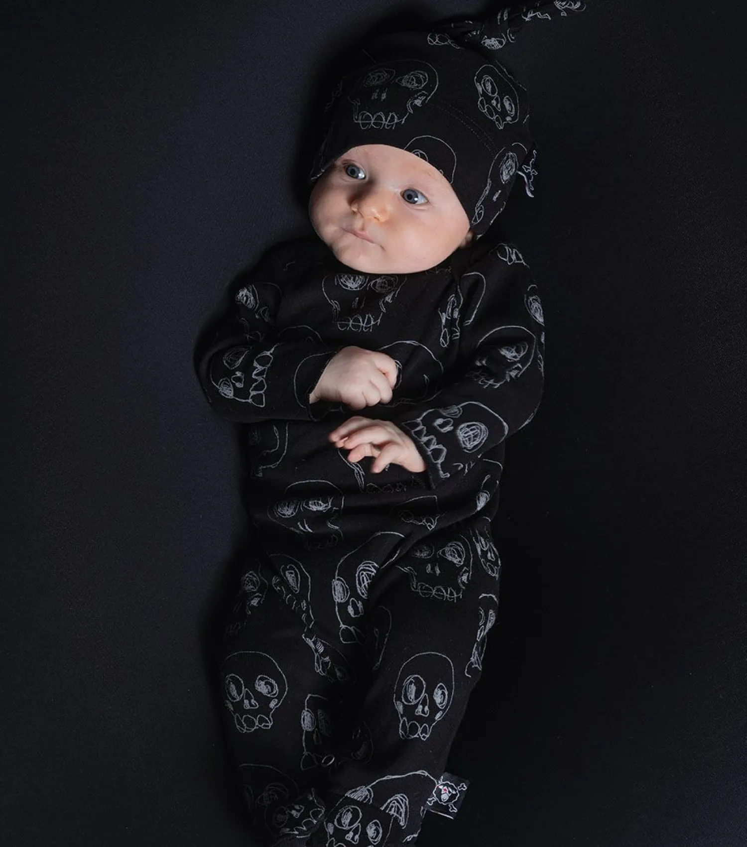 Nununu World Onesies> Baby Scribbled Skulls Footed Overall