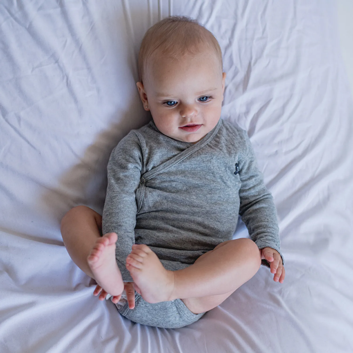 Nununu World Onesies> Baby Soft Envelope Bodysuit Grey