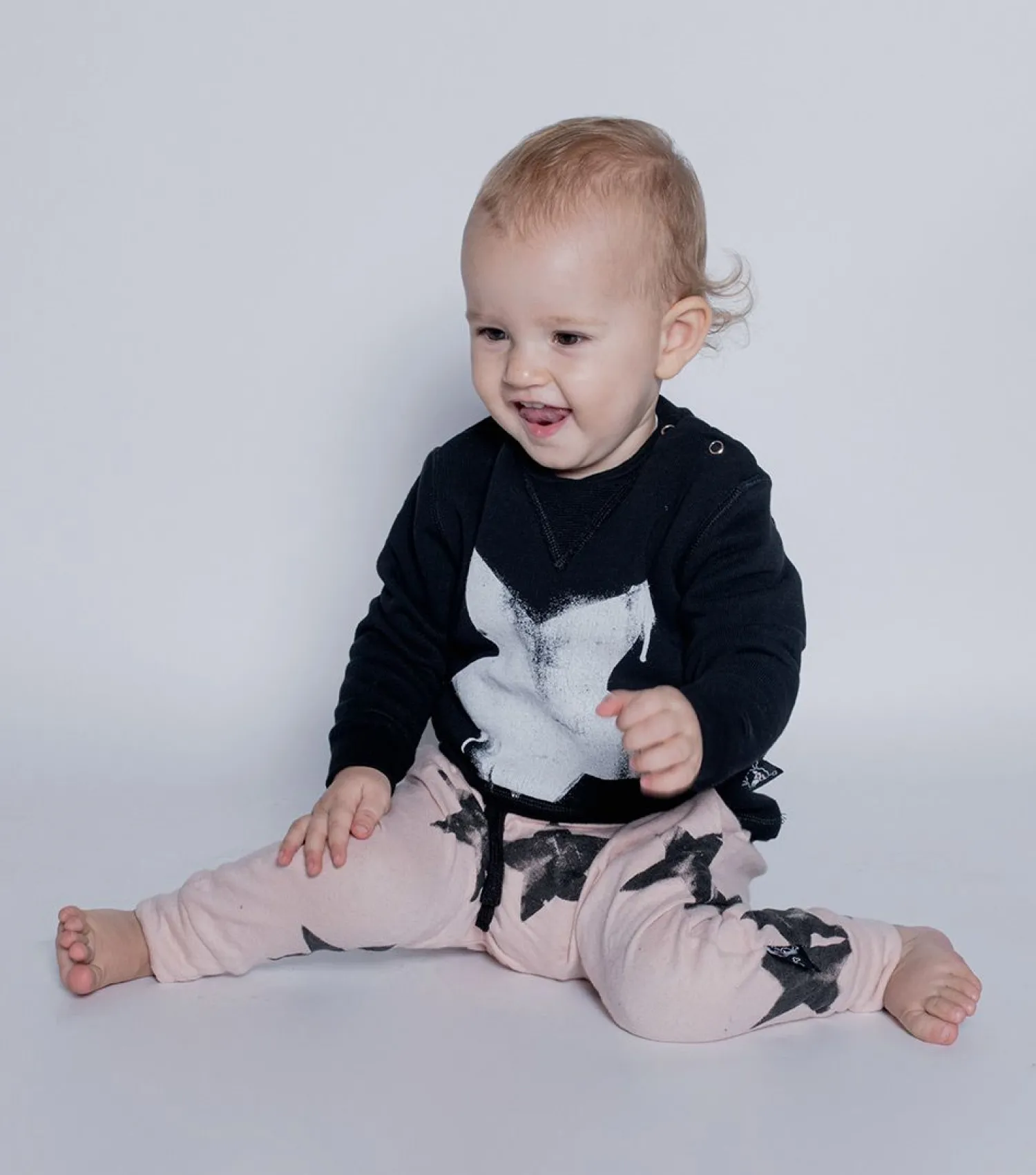 Nununu World Pants> Baby Soft Faded Star Baggy Pants Grey