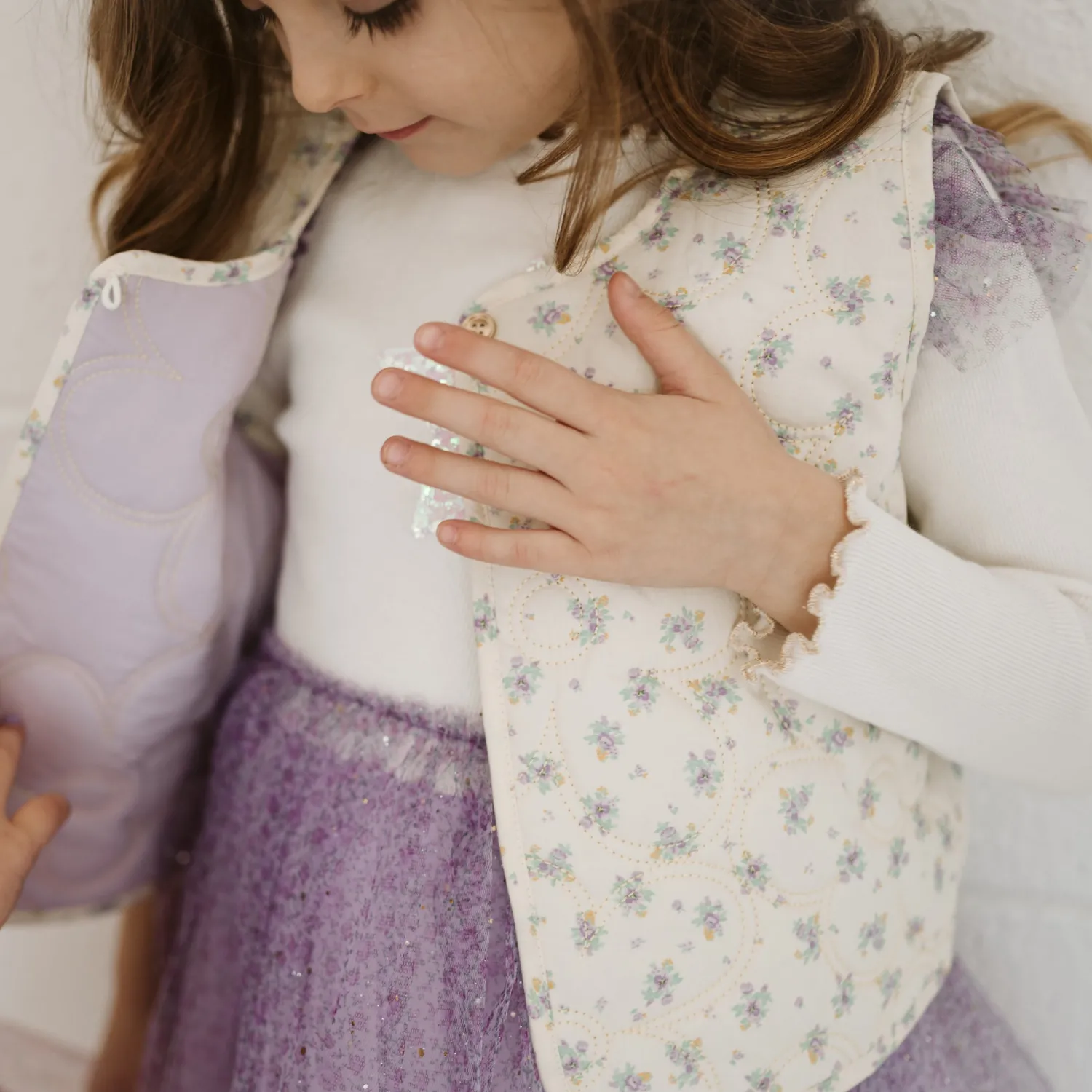 Petite Hailey Face Masks> Girl Flower Frill Vest Purple