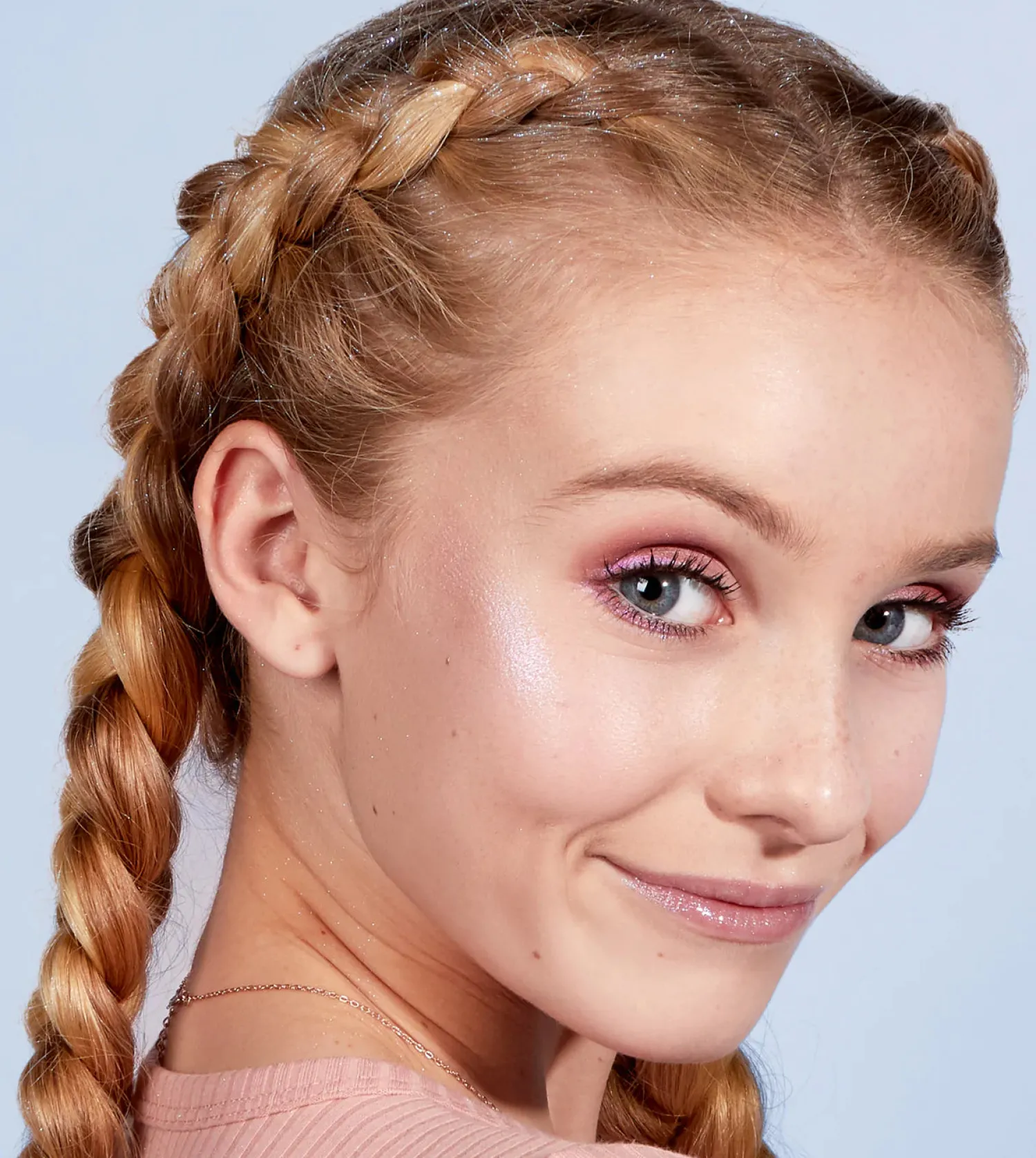 Petite N Pretty Face Masks> L.A. Luster Glitter Hairspray