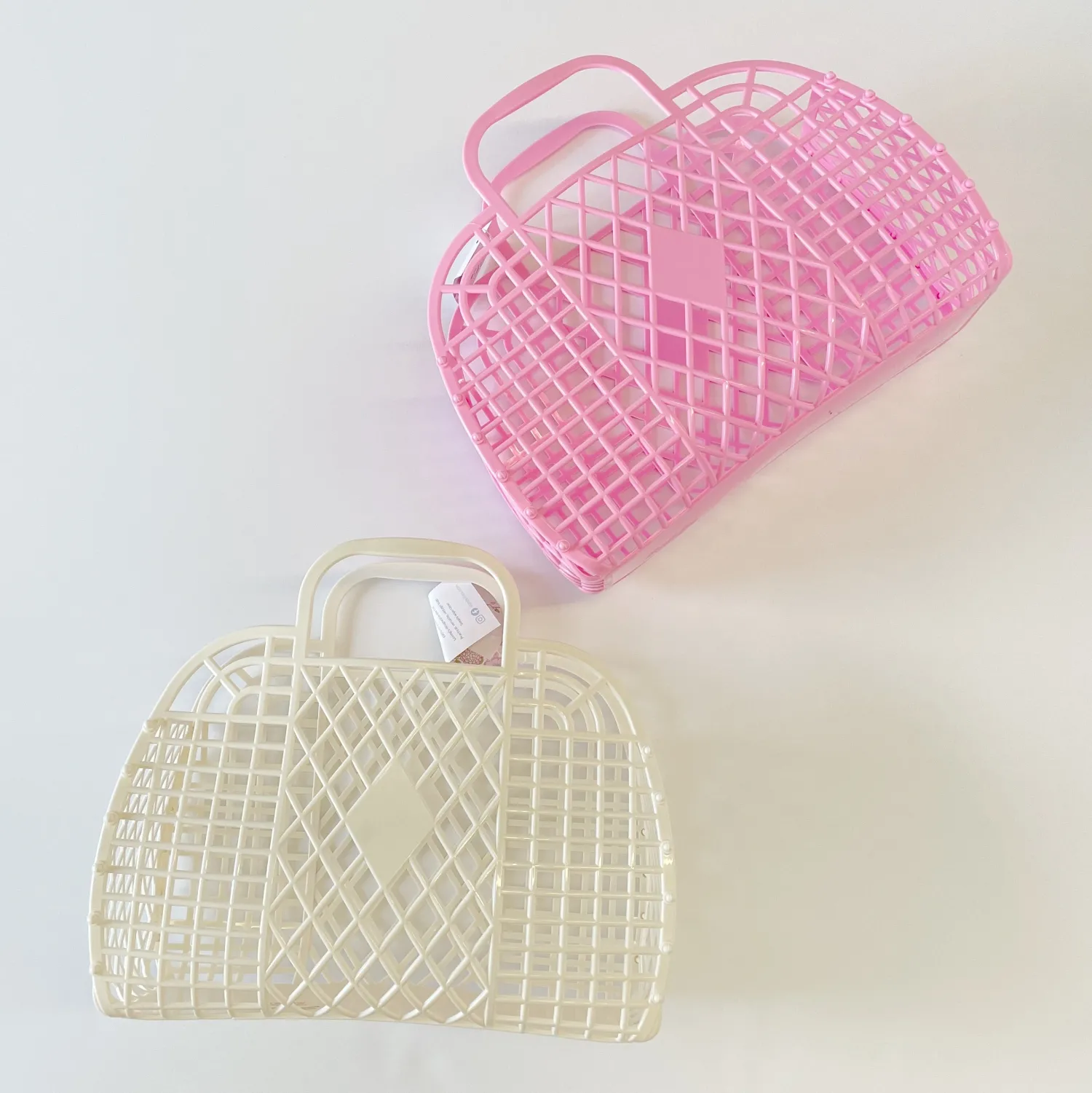 Sun Jellies Face Masks> Retro Basket (Large) Cream