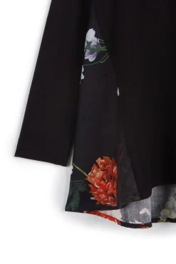 Wolf and Rita Blouses><noscript><img width=